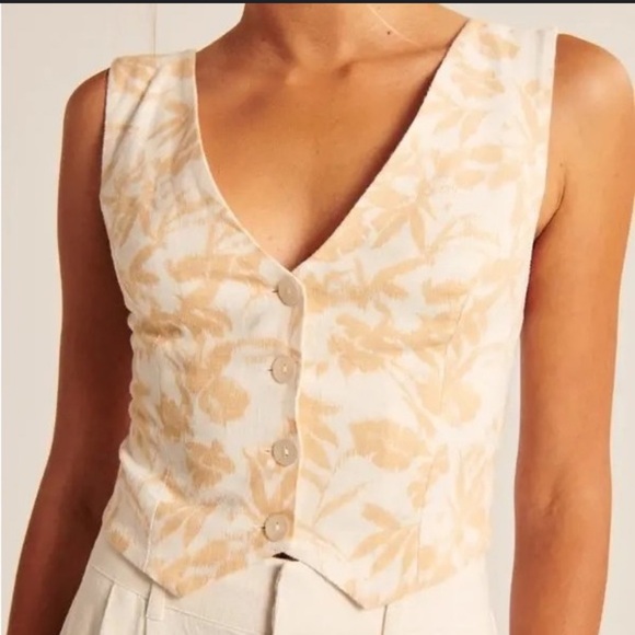 Abercrombie & Fitch Tops - Abercrombie & Fitch Linen Blend Vest Top